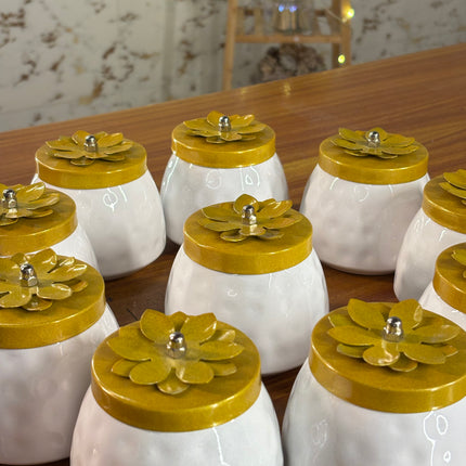 WHITE CONE JAR (10 pieces)