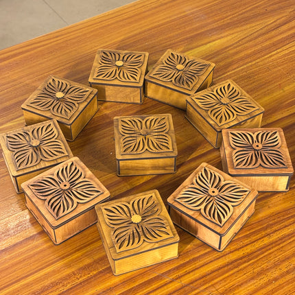 WOODEN BOX (10 pieces)