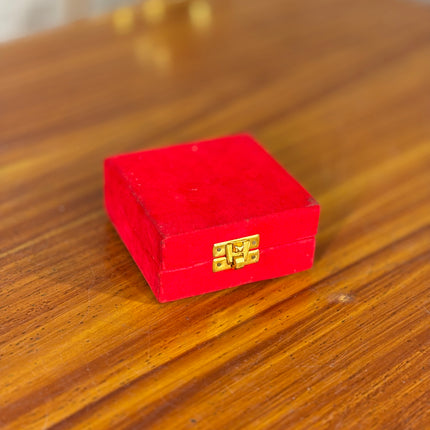 RED VELVET BOX (10 pieces)