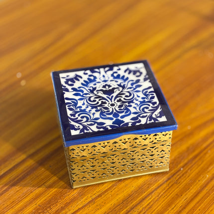 6 INCH SQUARE BOX (10 pieces)