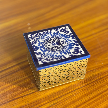 6 INCH SQUARE BOX (10 pieces)