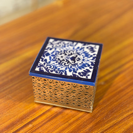 6 INCH SQUARE BOX (10 pieces)