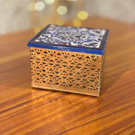 6 INCH SQUARE BOX (10 pieces)