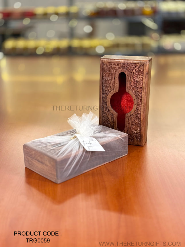Wooden Tissue Box Tabletop Return Gift | TRG0059 | Handcrafted Wooden Tissue Holder for Dining & Living Room Under ₹400 | Elegant Home & Office Decor Favor