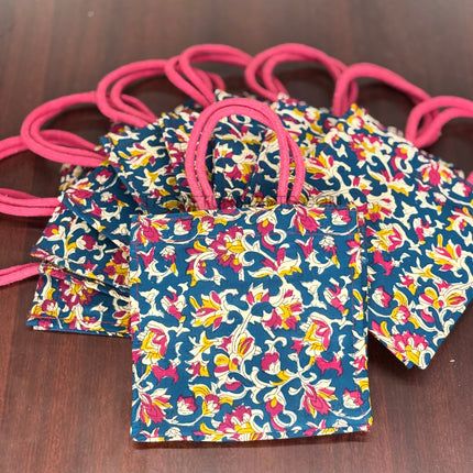 Blue Floral Fabric Jute Bag Return Gift | TRG0102 | Elegant Blue Jute Tote with Floral Fabric Panel Under ₹150 | Wedding, Kitty Party & Everyday Use Favor Bag